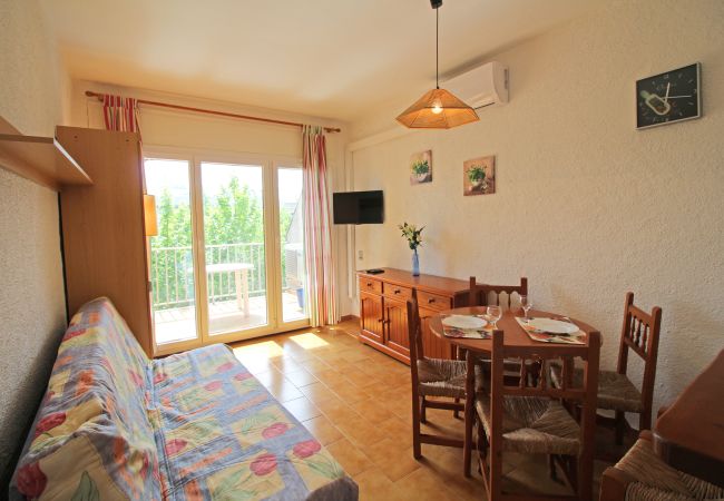 Estudio en Empuriabrava - 0168-POBLAT TIPIC Estudio cerca de la playa Estudio en Empuriabrava - 0168-POBLAT TIPIC Estudio cerca de la playa