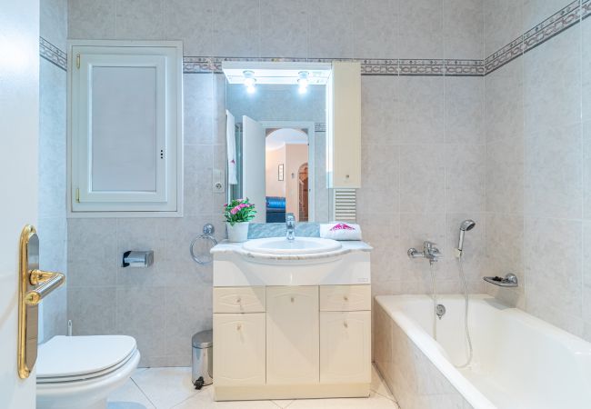 Villa en Empuriabrava - 0037-CAP RAS Casa al canal con piscina y amarre Villa en Empuriabrava - 0037-CAP RAS Casa al canal con piscina y amarre