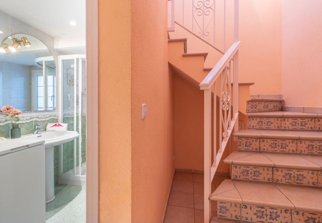 Villa en Empuriabrava - 0037-CAP RAS Casa al canal con piscina y amarre Villa en Empuriabrava - 0037-CAP RAS Casa al canal con piscina y amarre