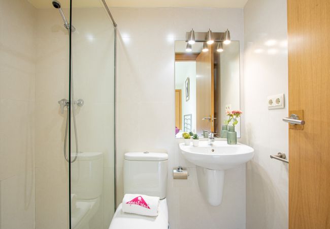 Villa en Empuriabrava - 0031-TER Casa al canal con piscina, amarre y estudio Villa en Empuriabrava - 0031-TER Casa al canal con piscina, amarre y estudio