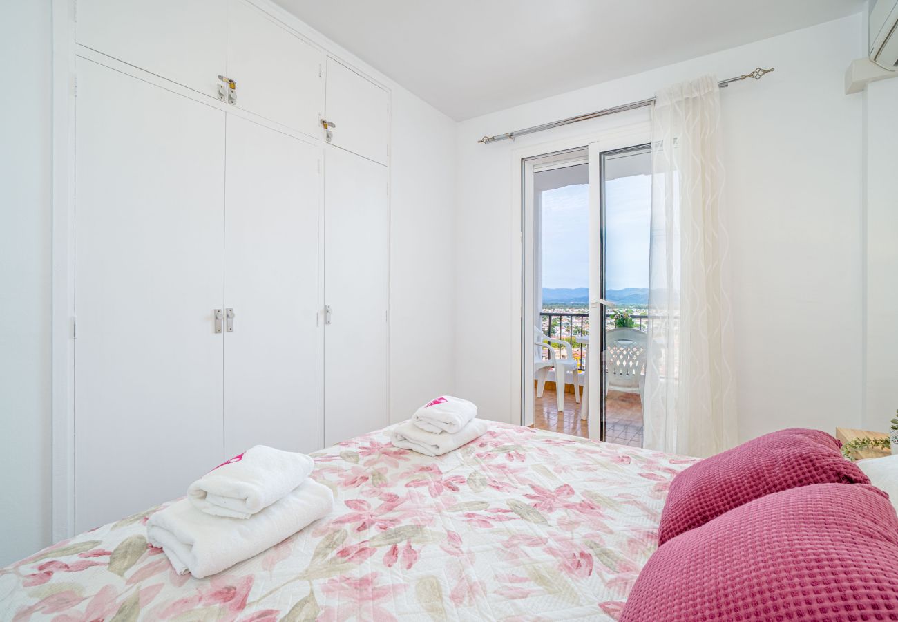 Apartamento en Empuriabrava - 0186-SAN LUIS Apartamento con vista al mar