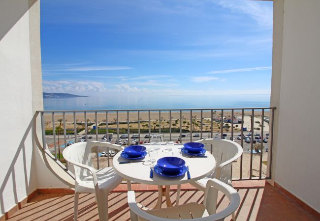 Estudio en Empuriabrava - 0181-SYLVIA Estudio con vista al mar Estudio en Empuriabrava - 0181-SYLVIA Estudio con vista al mar