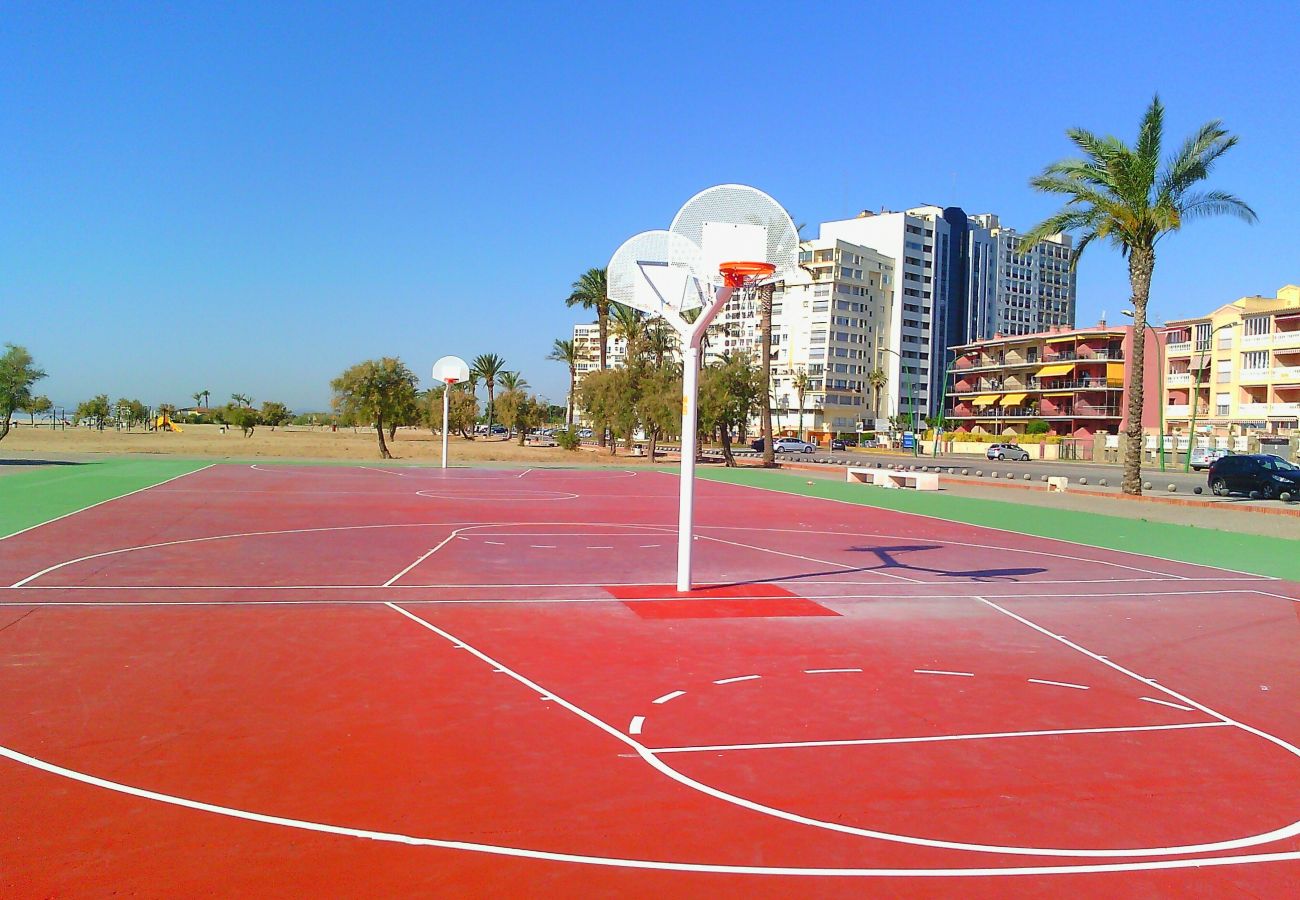 Apartamento en Empuriabrava - 0071-GRAN RESERVA Apartamento enfrente de la playa