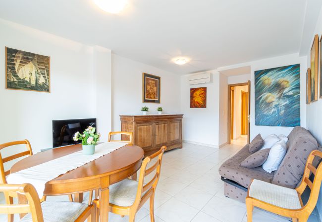 Apartamento en Empuriabrava - 0155-PORT SALINS Apartamento con vista al canal Apartamento en Empuriabrava - 0155-PORT SALINS Apartamento con vista al canal