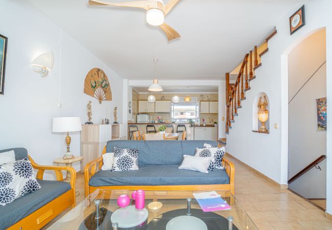 Villa en Empuriabrava - 0153-PORTO FINO Casa al canal con amarre Villa en Empuriabrava - 0153-PORTO FINO Casa al canal con amarre