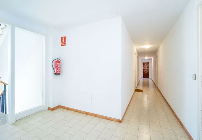 Apartamento en Empuriabrava - 0139-ONADA Apartamento con vista al canal Apartamento en Empuriabrava - 0139-ONADA Apartamento con vista al canal