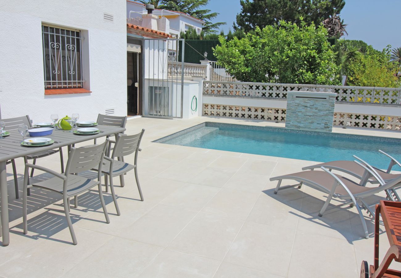 Villa en Empuriabrava - 0042-FLAMICELL Casa al canal con piscina