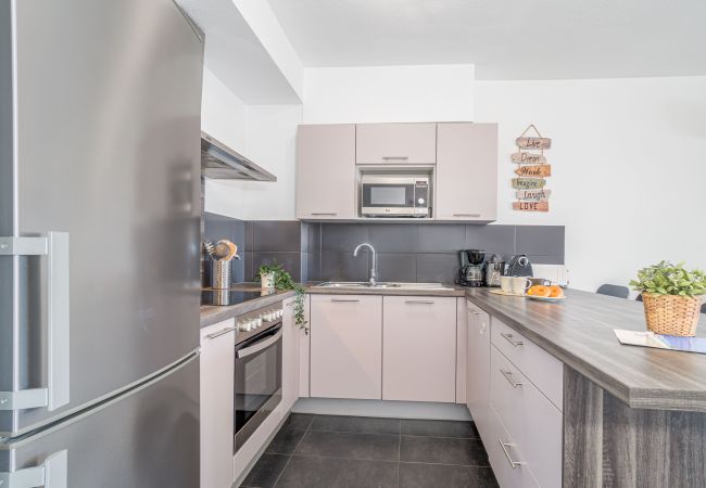 Apartamento en Empuriabrava - 0137-SANT MAURICI Apartamento con vista al canal y piscina Apartamento en Empuriabrava - 0137-SANT MAURICI Apartamento con vista al canal y piscina