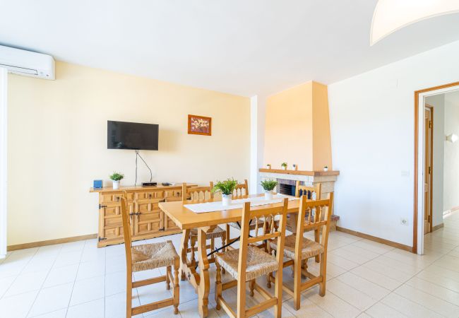 Apartamento en Empuriabrava - 0132-PORT MOXO  Apartamento al canal con vistas Apartamento en Empuriabrava - 0132-PORT MOXO  Apartamento al canal con vistas