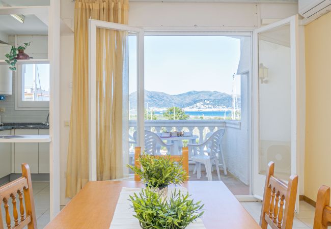 Apartamento en Empuriabrava - 0132-PORT MOXO  Apartamento al canal con vistas Apartamento en Empuriabrava - 0132-PORT MOXO  Apartamento al canal con vistas