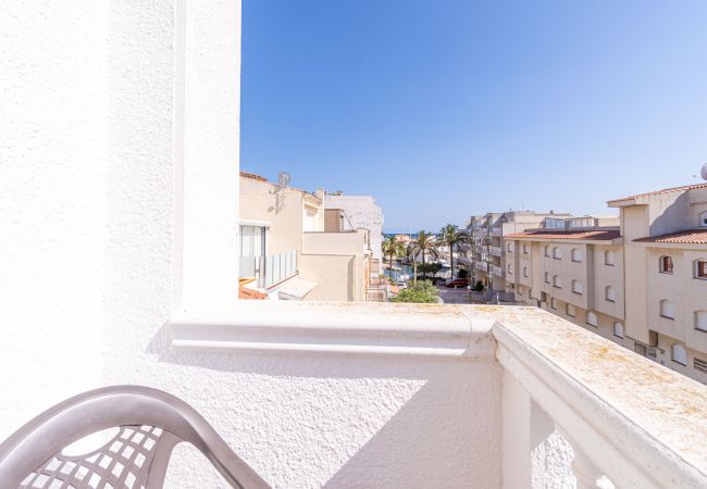 Apartamento en Empuriabrava - 0132-PORT MOXO  Apartamento al canal con vistas Apartamento en Empuriabrava - 0132-PORT MOXO  Apartamento al canal con vistas