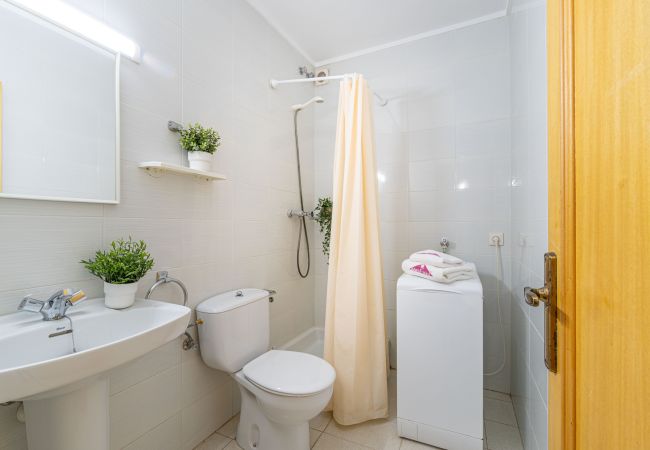 Apartamento en Empuriabrava - 0132-PORT MOXO  Apartamento al canal con vistas Apartamento en Empuriabrava - 0132-PORT MOXO  Apartamento al canal con vistas