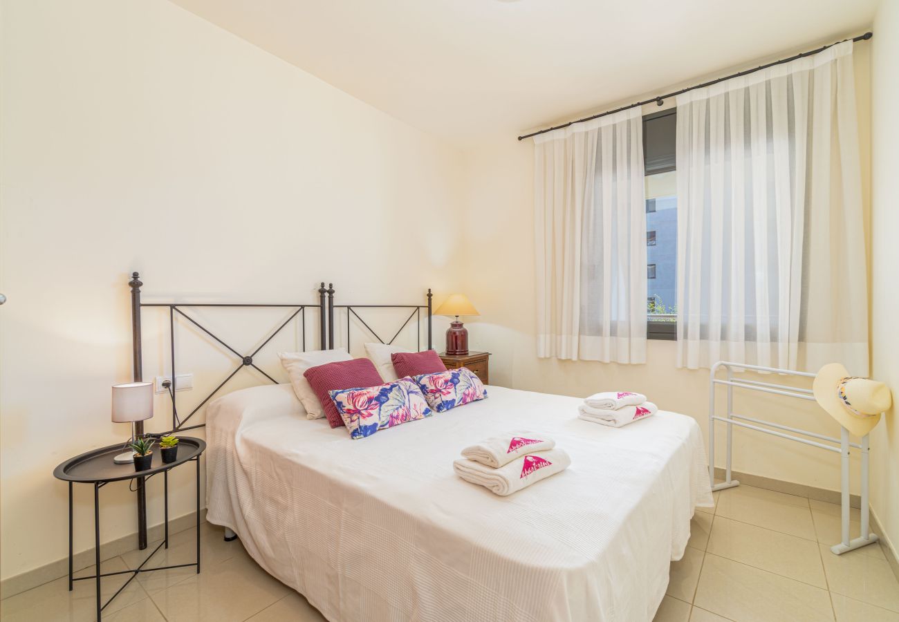 Apartamento en Rosas / Roses - 8010-MIL.LENI Apartamento con piscina comunitaria y parking