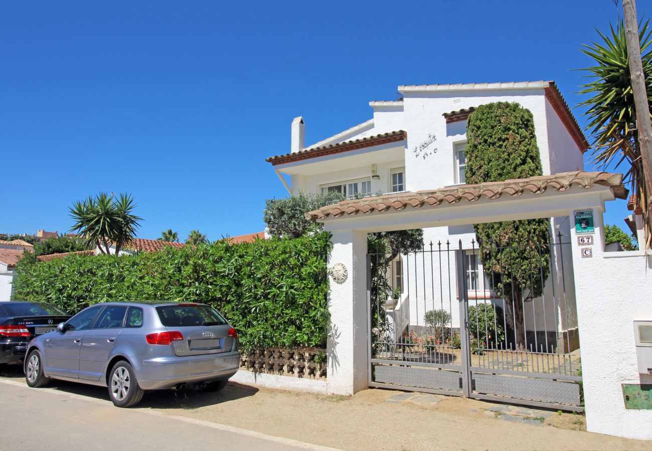 Villa en Empuriabrava - 0024-BAHIA Casa con 3 dormitorios cerca de la playa