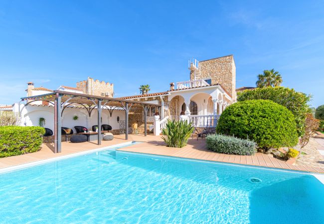 Villa en Empuriabrava - 0002-FLUVIA Casa al canal con piscina y amarre