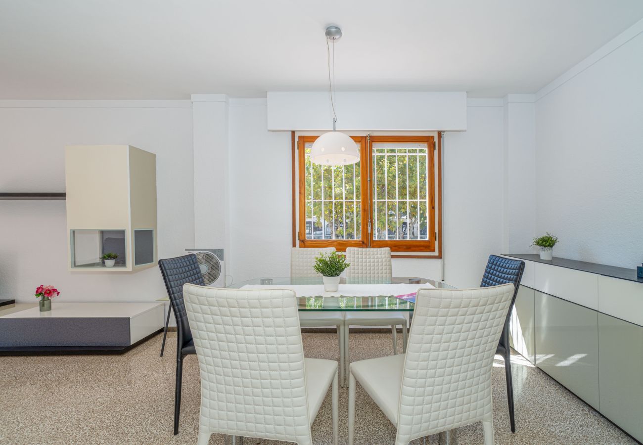 Apartamento en Empuriabrava - 8001-SANT MORI Apartamento cerca de la playa