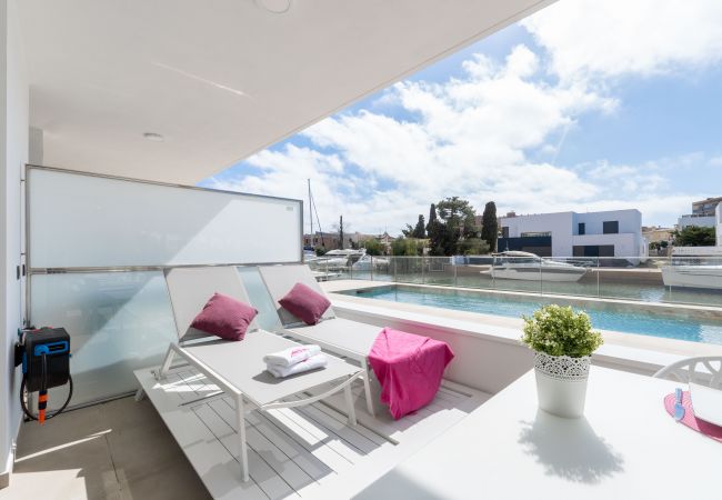 Apartamento en Rosas / Roses - 2010-AV.PLATJA  Apartamento alto standing con piscina comunitaria y parking Apartamento en Rosas / Roses - 2010-AV.PLATJA  Apartamento alto standing con piscina comunitaria y parking