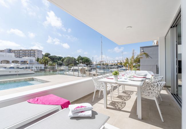 Apartamento en Rosas / Roses - 2010-AV.PLATJA  Apartamento alto standing con piscina comunitaria y parking Apartamento en Rosas / Roses - 2010-AV.PLATJA  Apartamento alto standing con piscina comunitaria y parking