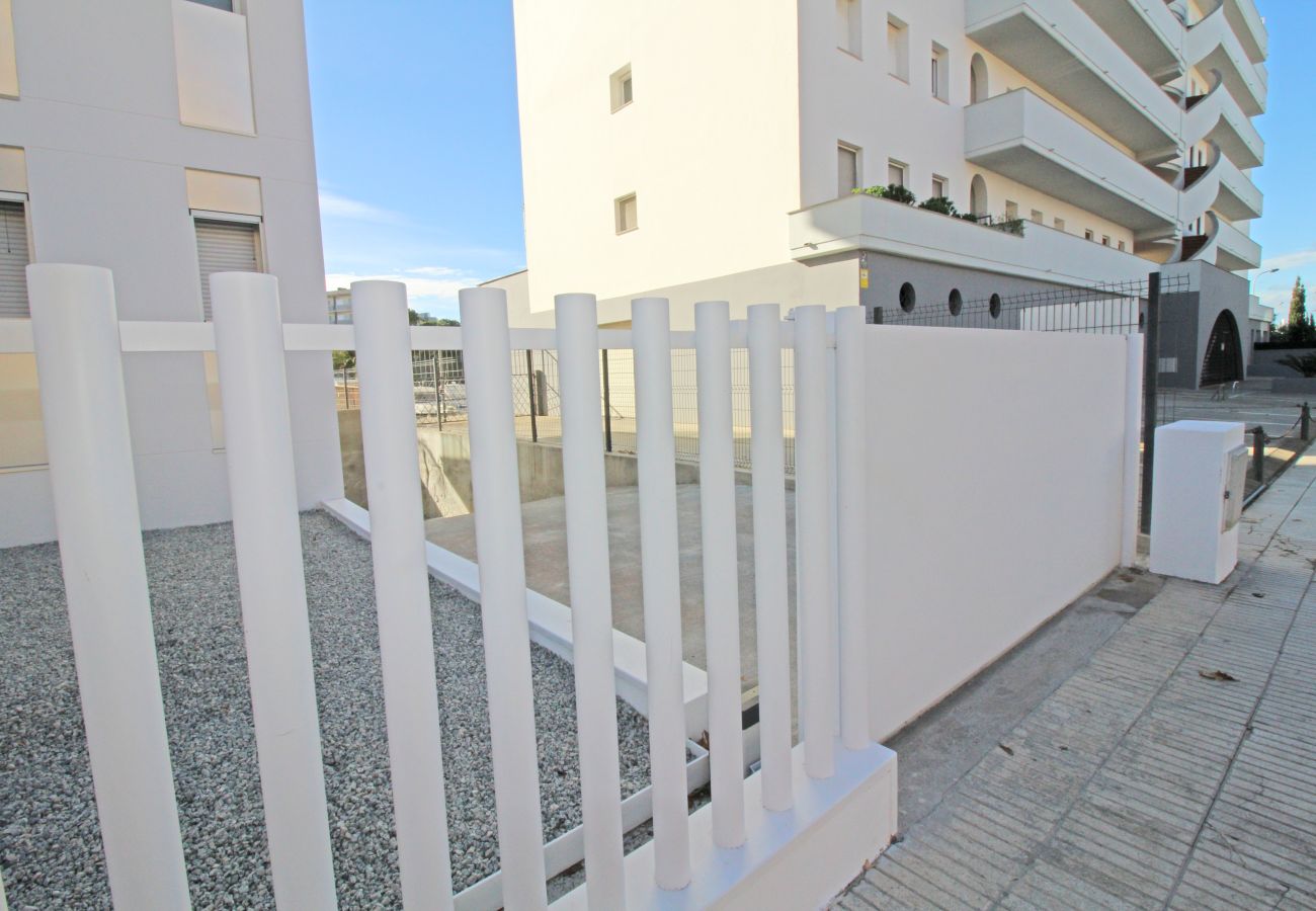 Apartamento en Rosas / Roses - 2010-AV.PLATJA  Apartamento alto standing con piscina comunitaria y parking