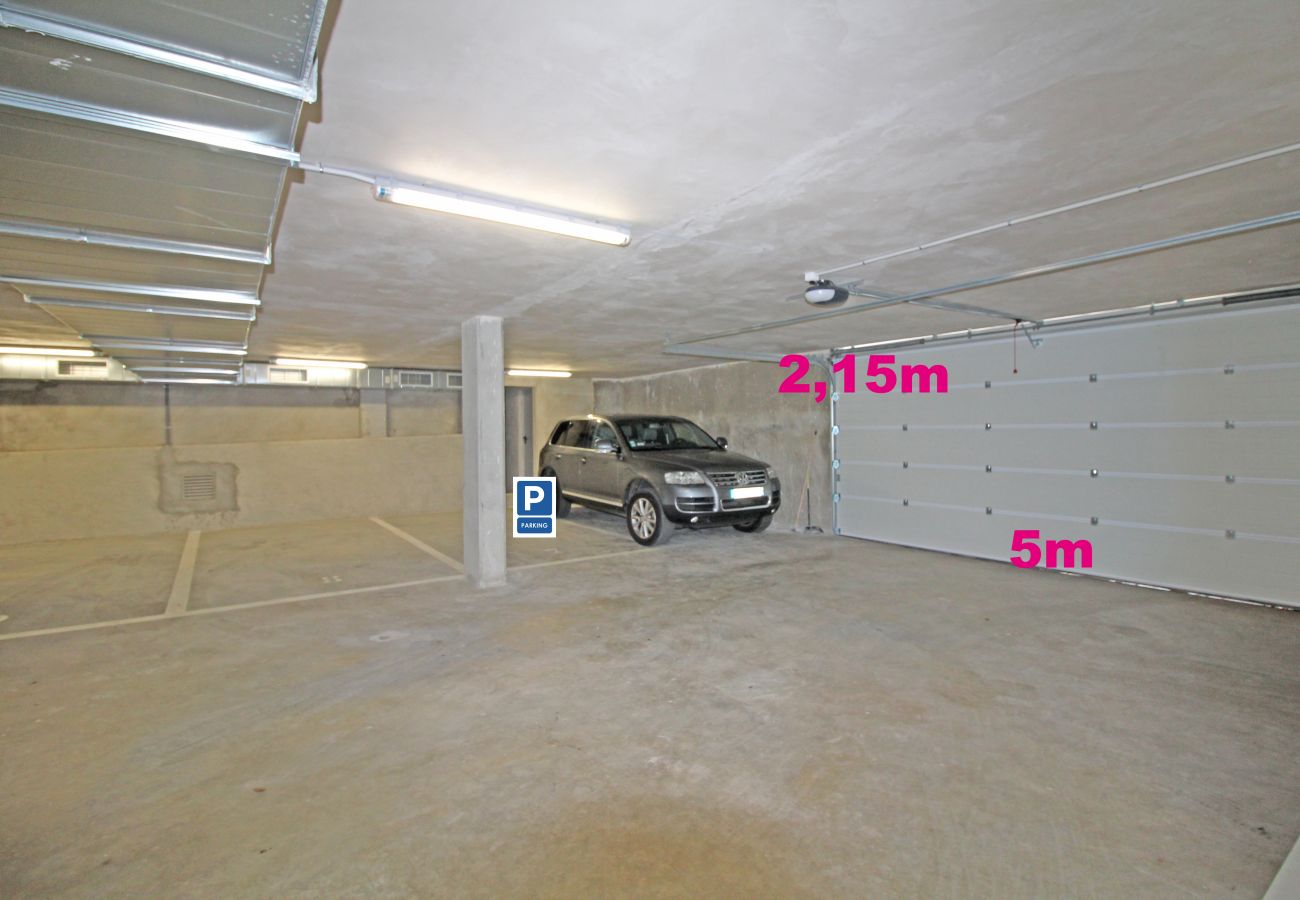 Apartamento en Rosas / Roses - 2010-AV.PLATJA  Apartamento alto standing con piscina comunitaria y parking