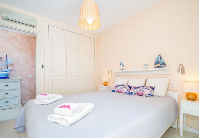 Apartamento en Empuriabrava - 0180-PORT GREC Apartamento con vistas al canal Apartamento en Empuriabrava - 0180-PORT GREC Apartamento con vistas al canal