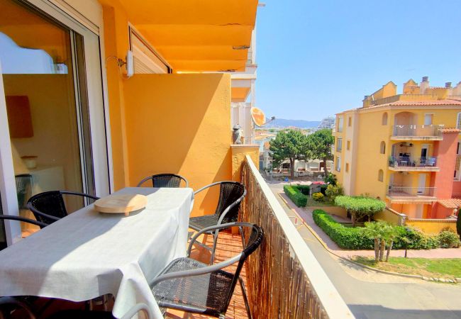 Apartamento en Empuriabrava - 0065-GRAN RESERVA Apartamento cerca de la playa