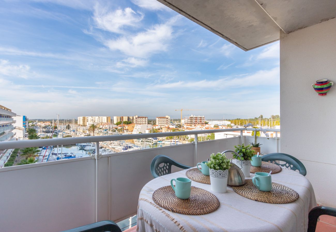 Apartamento en Rosas / Roses - 2005-PORT CANIGO Apartamento con piscina comunitaria y vista al canal 