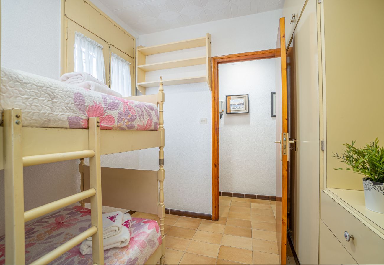 Apartament en Rosas / Roses - 2027-POETA MARQUINA Apartament amb 2 dormitoris