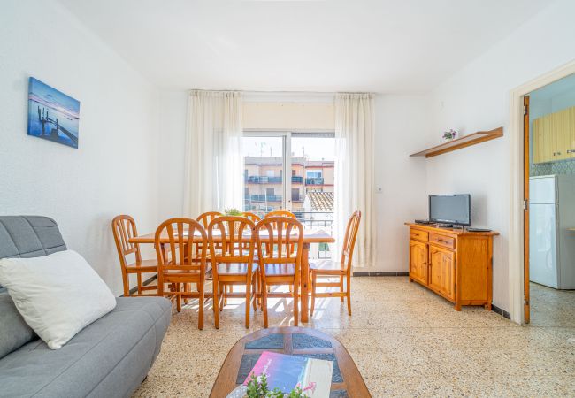 Apartament en Rosas / Roses - 2025-POETA MARQUINA Apartament amb 3 dormitoris Apartament en Rosas / Roses - 2025-POETA MARQUINA Apartament amb 3 dormitoris