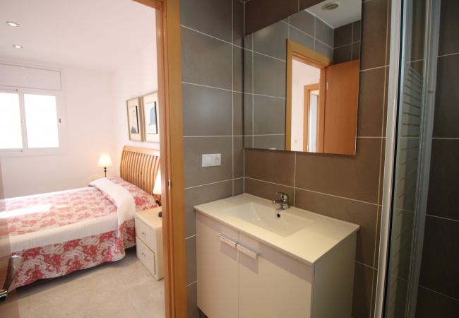 Vil.la en Empuriabrava - 0034-NOGUERA Casa amb piscina petita Vil.la en Empuriabrava - 0034-NOGUERA Casa amb piscina petita