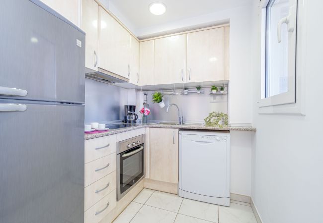 Apartament en Empuriabrava - 0155-PORT SALINS Apartament amb vistes al canal Apartament en Empuriabrava - 0155-PORT SALINS Apartament amb vistes al canal