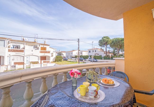 Apartament en Empuriabrava - 0054-GRAN RESERVA Apartament a prop de la platja Apartament en Empuriabrava - 0054-GRAN RESERVA Apartament a prop de la platja