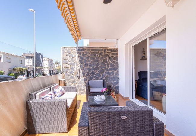 Apartament en Empuriabrava - 0158-PATTAYA Apartament amb 2 dormitoris, terrassa i garatge Apartament en Empuriabrava - 0158-PATTAYA Apartament amb 2 dormitoris, terrassa i garatge