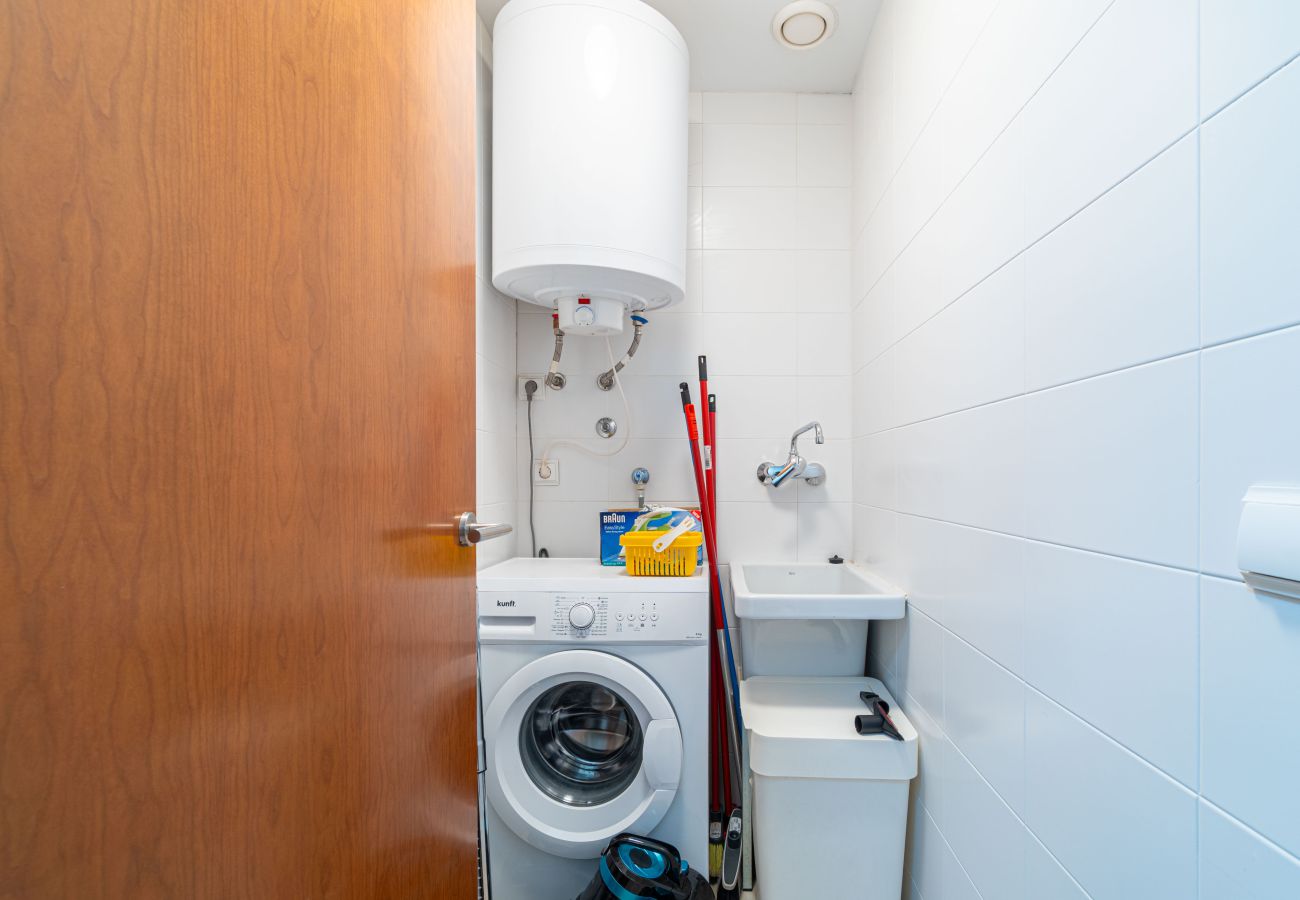 Apartament en Rosas / Roses - 8010-MIL.LENI Apartament amb piscina comunitària i pàrquing