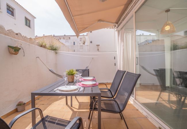 Apartament en Empuriabrava - 0159-PATTAYA  Apartament a prop de la platja Apartament en Empuriabrava - 0159-PATTAYA  Apartament a prop de la platja