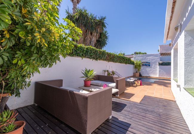 Vil.la en Empuriabrava - 0080-ALBERES Casa amb piscina Vil.la en Empuriabrava - 0080-ALBERES Casa amb piscina