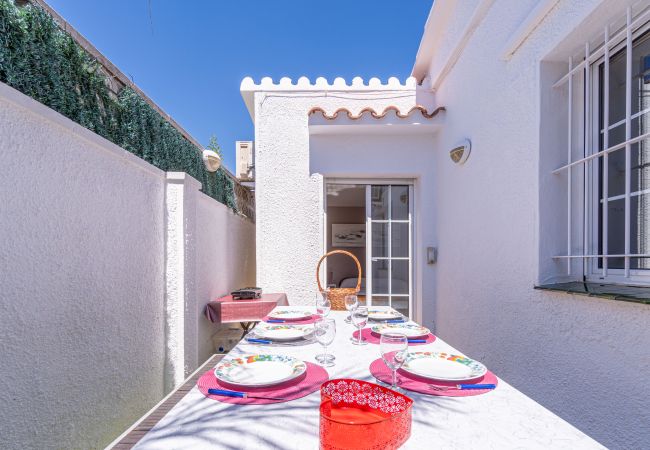 Vil.la en Empuriabrava - 0080-ALBERES Casa amb piscina Vil.la en Empuriabrava - 0080-ALBERES Casa amb piscina