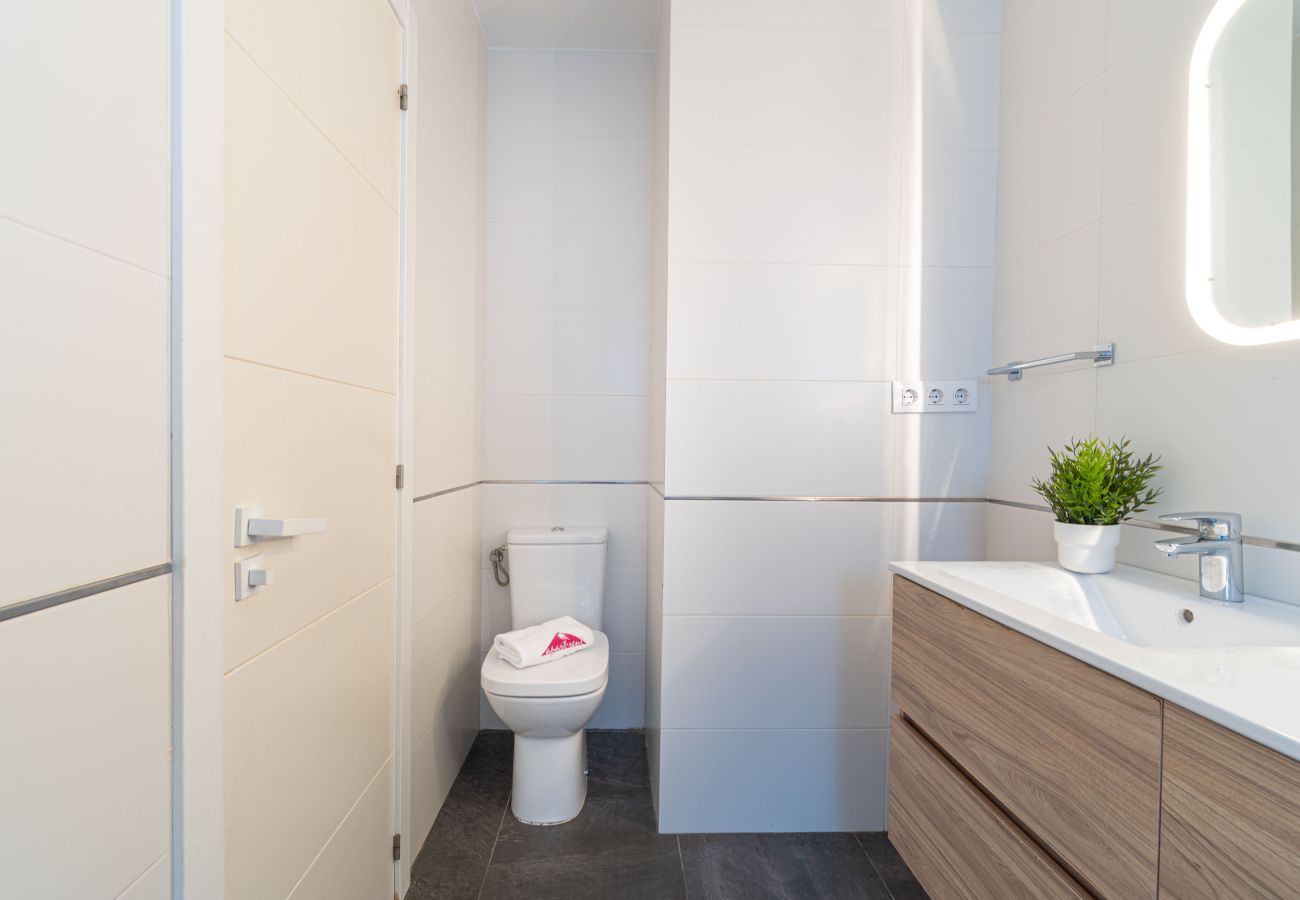 Vil.la en Empuriabrava - 0130-MONTGRI Casa amb piscina privada