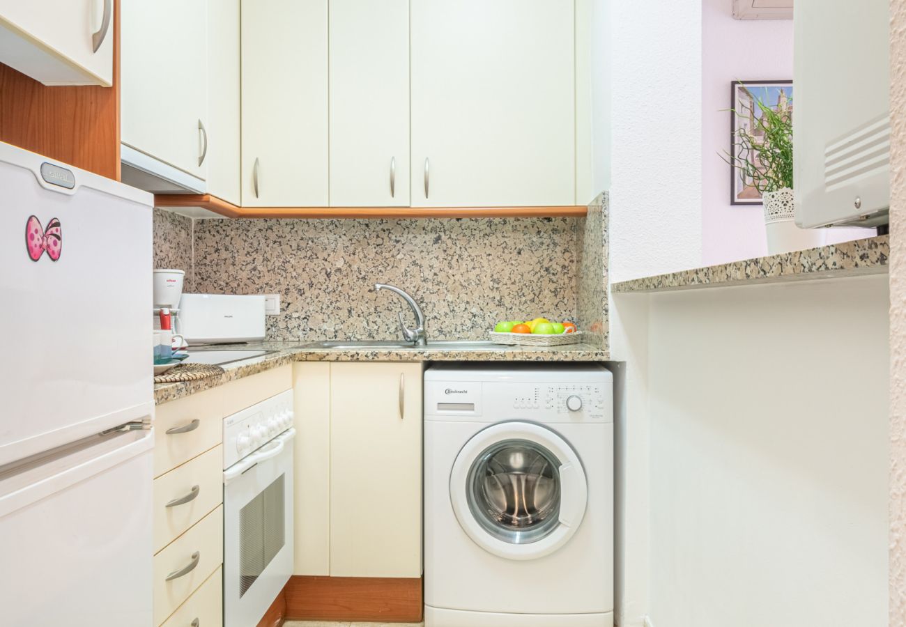 Apartament en Empuriabrava - 0089-MIRABLAU Apartament amb vistes laterals a la platja