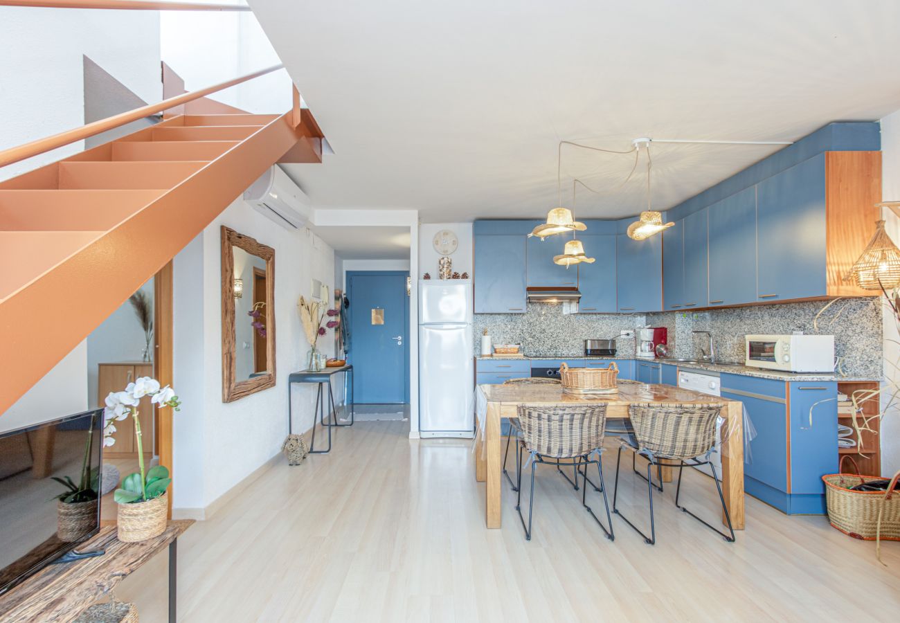 Apartament en Rosas / Roses - 2005-PORT CANIGO Apartament amb piscina comunitària i vistes al canal 