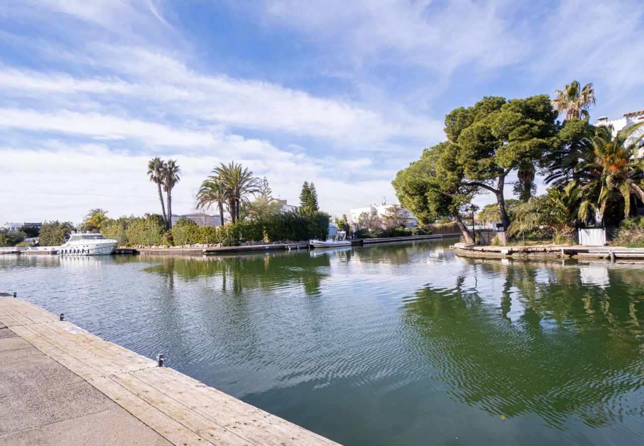 Apartament en Empuriabrava - 0146-PATTAYA Apartament amb vistes al canal