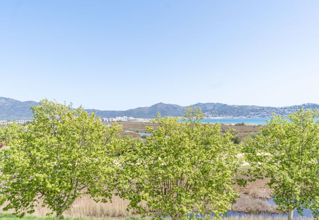 Ferienwohnung in Empuriabrava - 0148-PORT DUCAL Appartment mit Terrasse, Meerblick und WLAN Ferienwohnung in Empuriabrava - 0148-PORT DUCAL Appartment mit Terrasse, Meerblick und WLAN