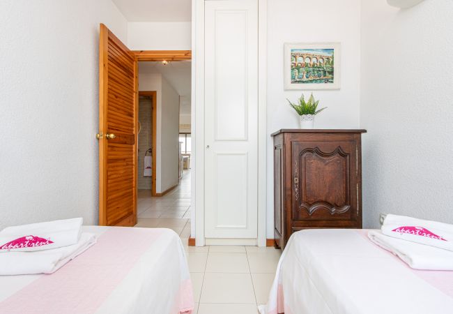 Ferienwohnung in Empuriabrava - 0161-PORT GREC Appartement mit WLAN, Kanal und Meerblick Ferienwohnung in Empuriabrava - 0161-PORT GREC Appartement mit WLAN, Kanal und Meerblick