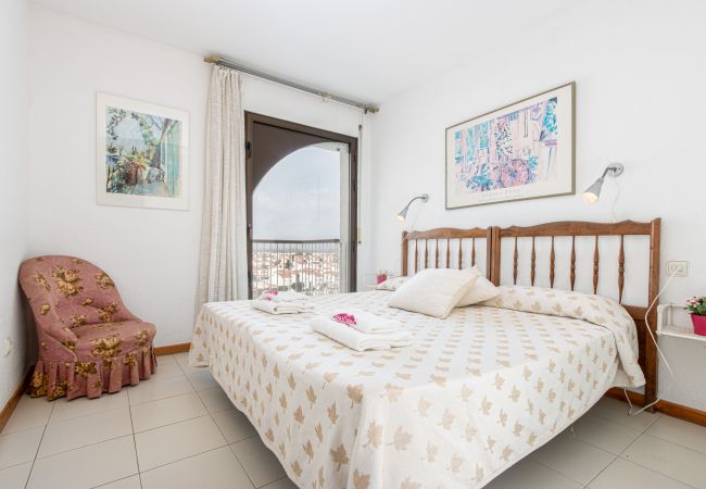 Ferienwohnung in Empuriabrava - 0161-PORT GREC Appartement mit WLAN, Kanal und Meerblick Ferienwohnung in Empuriabrava - 0161-PORT GREC Appartement mit WLAN, Kanal und Meerblick