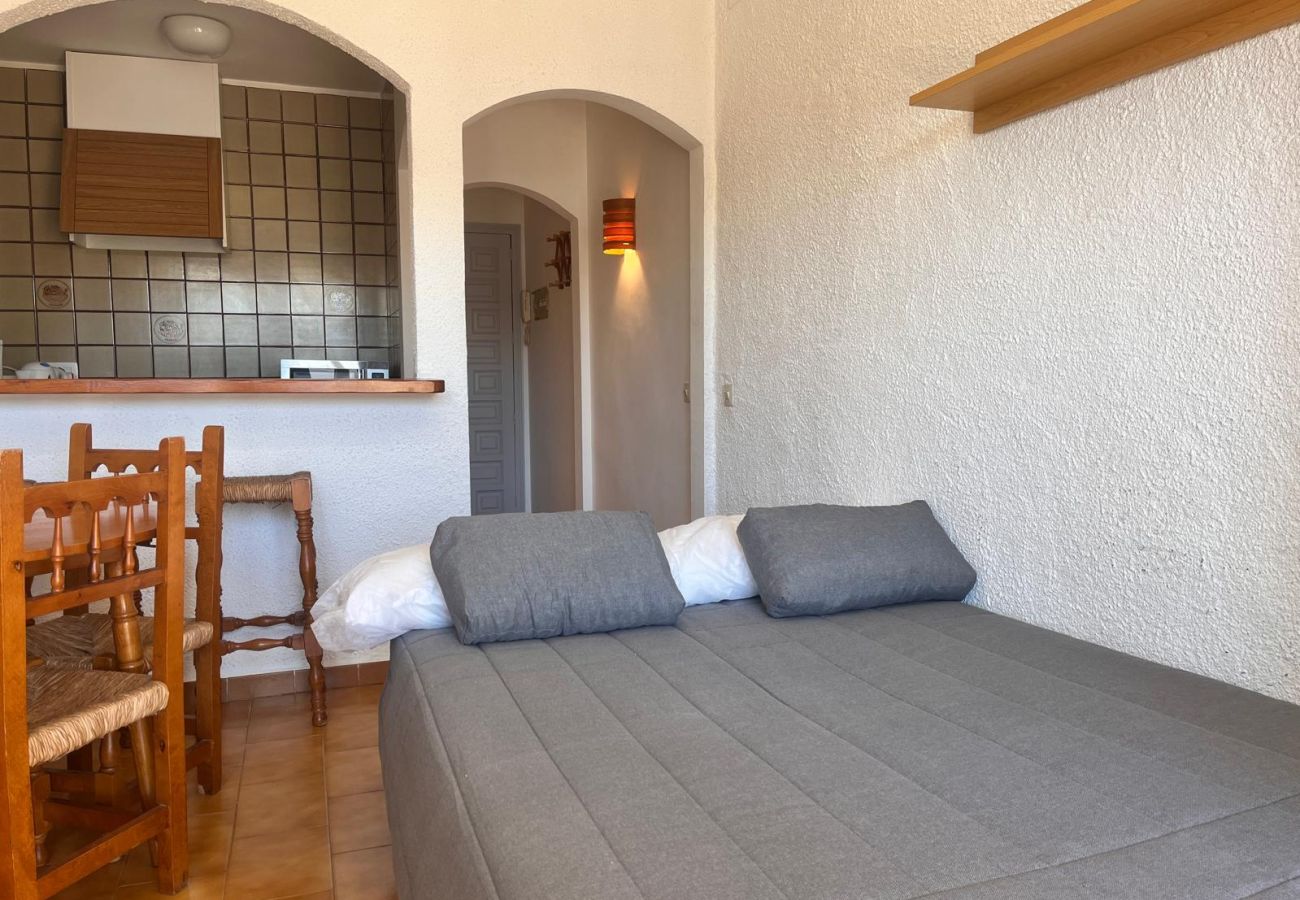 Studio in Empuriabrava - 0168-POBLAT TIPIC Studio im Strandnähe