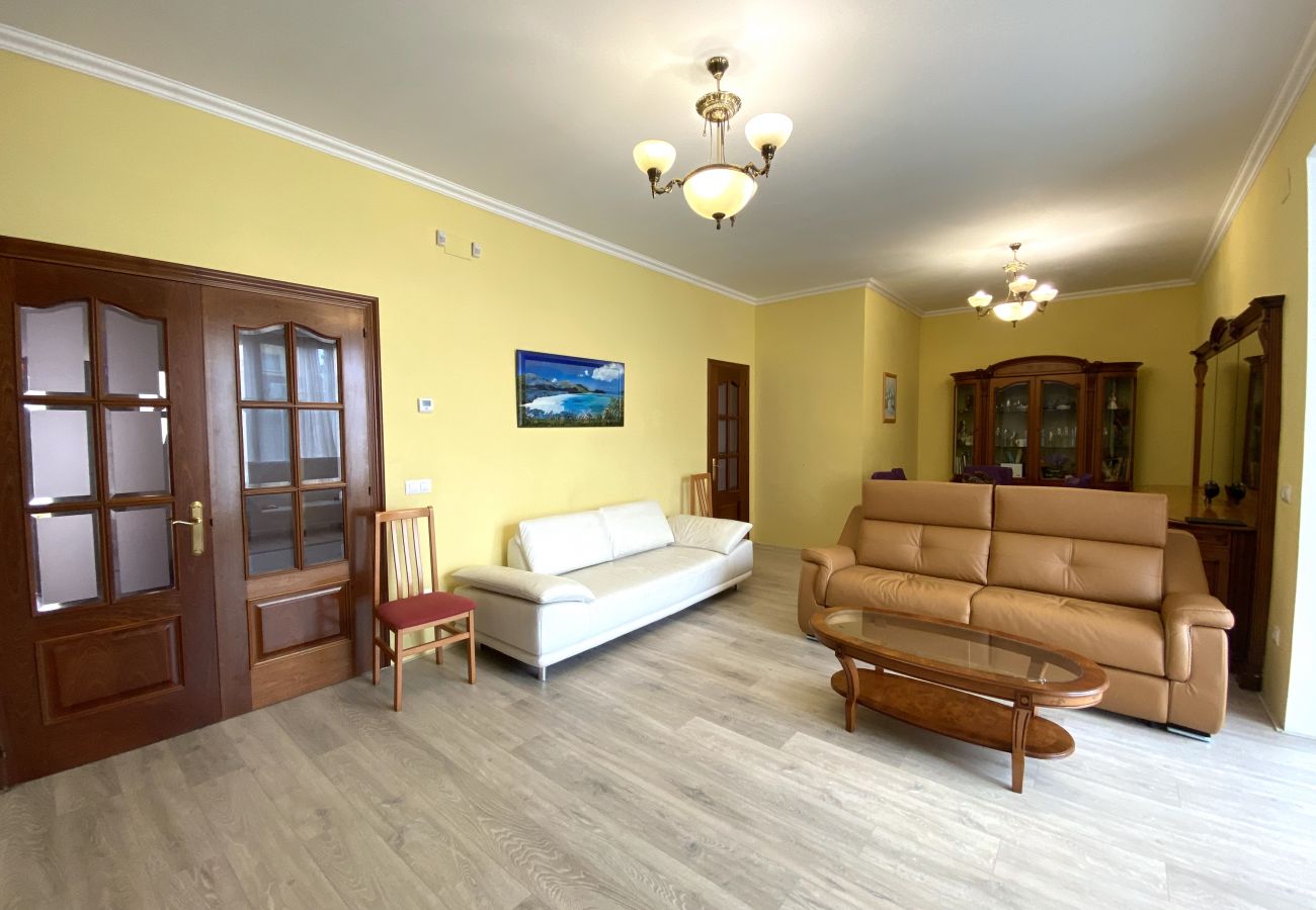 Villa in Empuriabrava - 0125-MONTGRI Haus mit Privatpool und WLAN