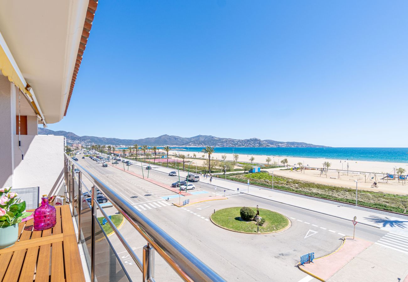 Ferienwohnung in Empuriabrava - 0083-BLAUCEL Appartement mit Meerblick 