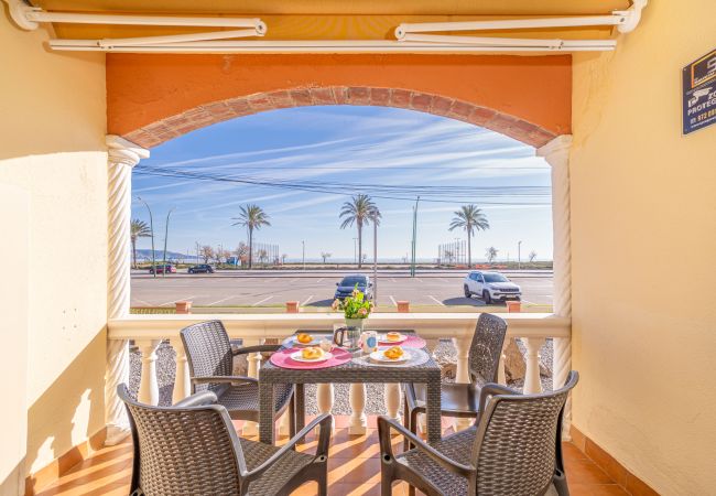 Ferienwohnung in Empuriabrava - 0016-BAHIA Appartement direkt am Strand mit WLAN Ferienwohnung in Empuriabrava - 0016-BAHIA Appartement direkt am Strand mit WLAN