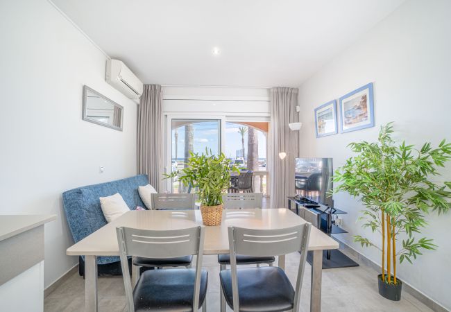 Ferienwohnung in Empuriabrava - 0019-BAHIA Appartement direkt am Strand mit WLAN Ferienwohnung in Empuriabrava - 0019-BAHIA Appartement direkt am Strand mit WLAN