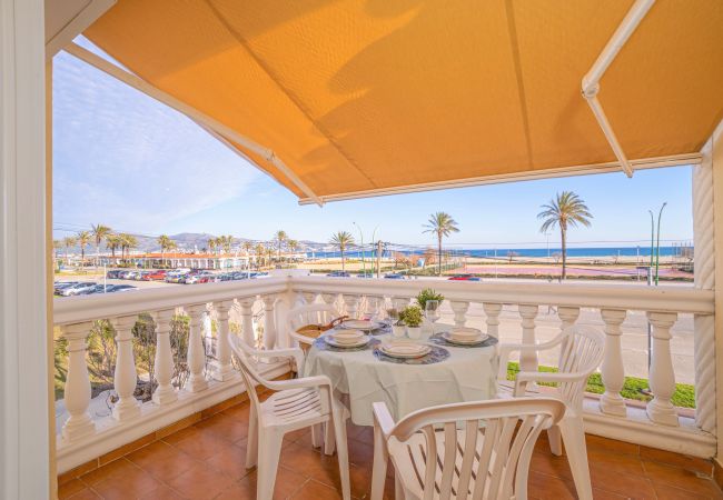Ferienwohnung in Empuriabrava - 0021-BAHIA Appartement direkt am Strand mit WLAN Ferienwohnung in Empuriabrava - 0021-BAHIA Appartement direkt am Strand mit WLAN
